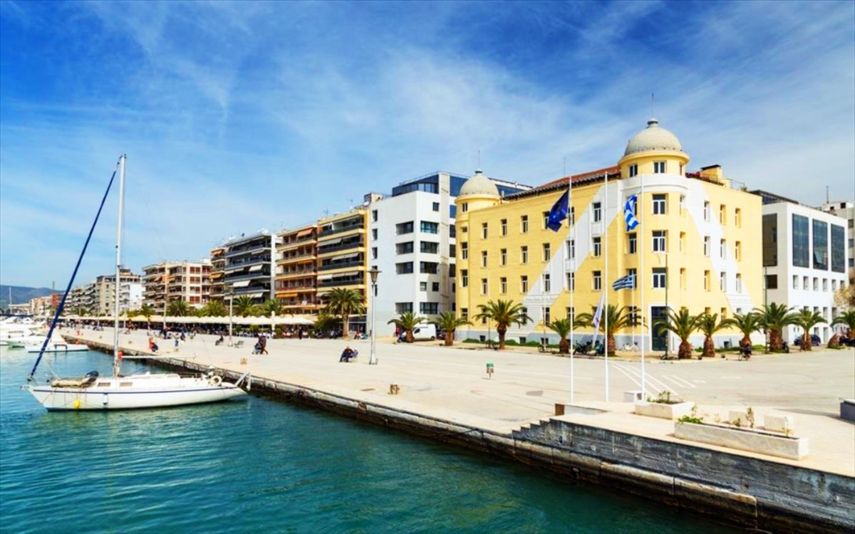 The Volos waterfront along the Pagasetic Gulf